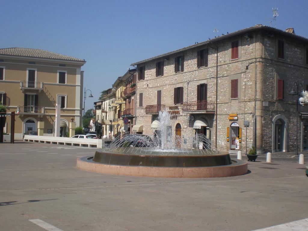 Piazza Degli Angeli Hotel Assisi Exterior photo